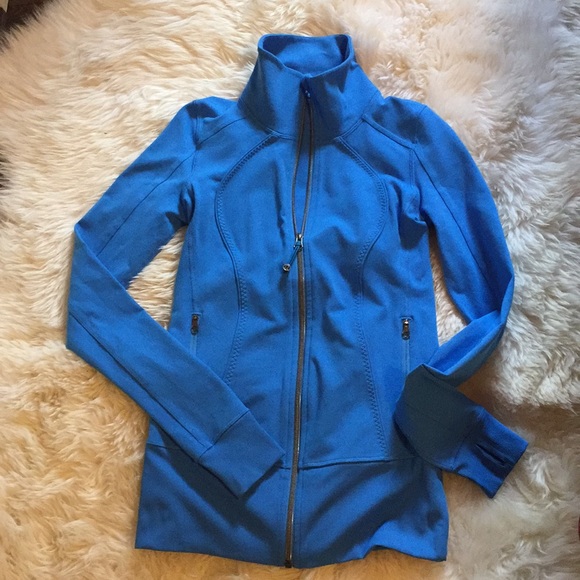 Lululemon Zip Up Jacket Blue Moon EUC 6 - Picture 4 of 8